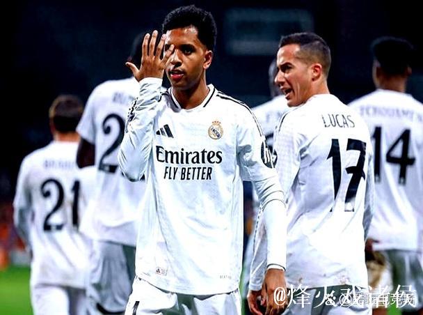 欧冠一夜综评：阿森纳赢下拜仁占榜首，姆巴佩四