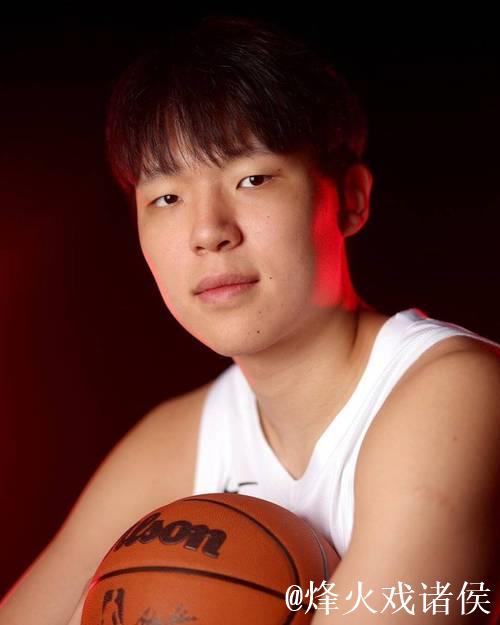 记者：开拓者绝对把杨瀚森当未来培养，短期内不太可能交易